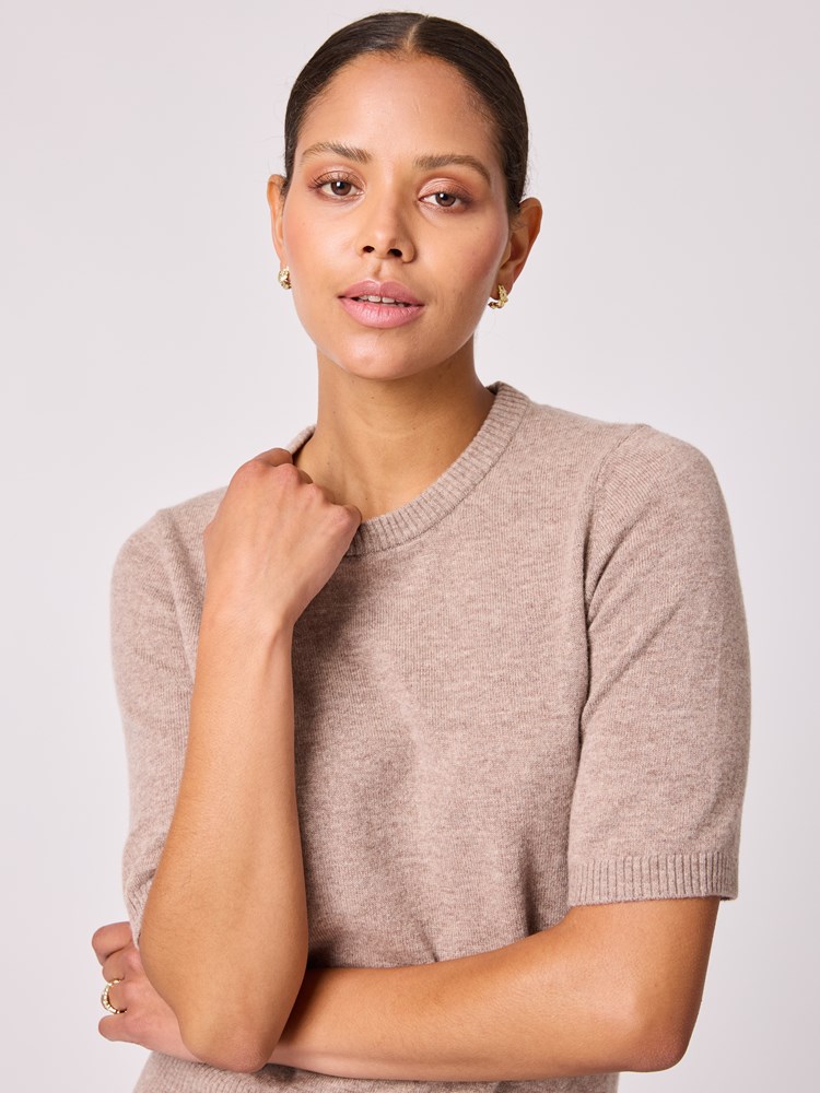 Sofia merinotopp 7512741_S88-BLU-A25-Modell-Front_chn=vic_8647_Sofia merinotopp S88.jpg_Front||Front