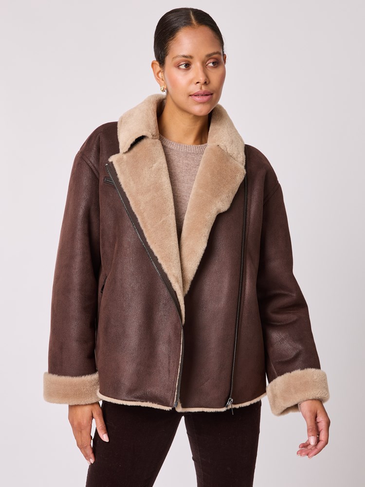 Therese jakke 7512751_APL-BLU-A25-Modell-Front_chn=vic_439_Therese jakke APL.jpg_Front||Front