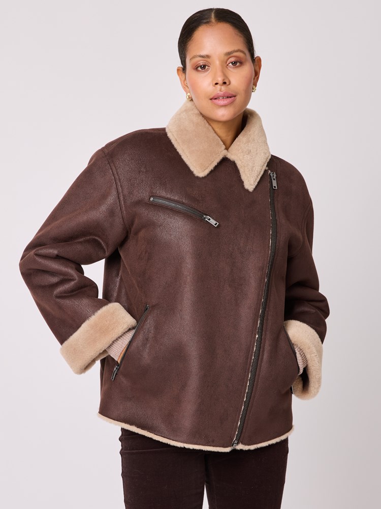 Therese jakke 7512751_APL-BLU-A25-Modell-Front_chn=vic_7089_Therese jakke APL.jpg_Front||Front