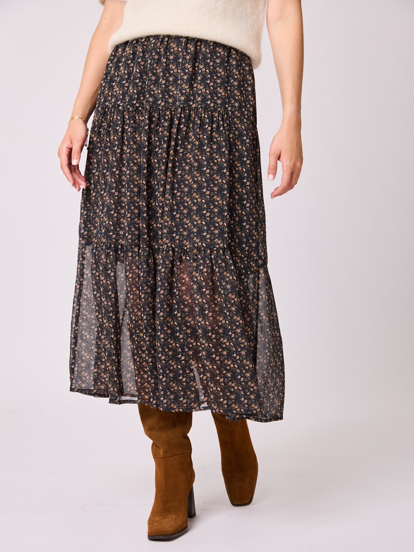 7512758 ID2 7512758_ID2-MELL-A25-Modell-Front_chn=vic_5564_Celine maxi skjørt ID2.jpg_Front||Front