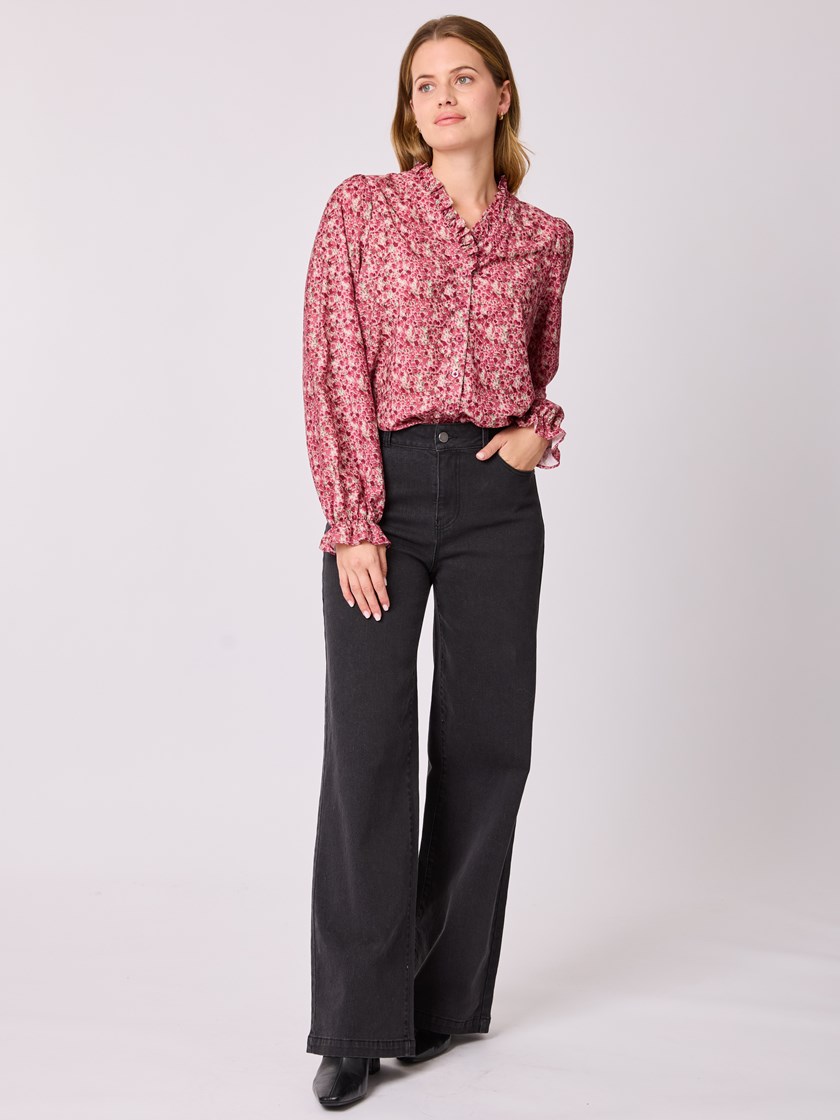7512759 MWH 7512759_MWH-MELL-A25-Modell-Front_chn=vic_2353_Adeline bluse MWH.jpg_Front||Front