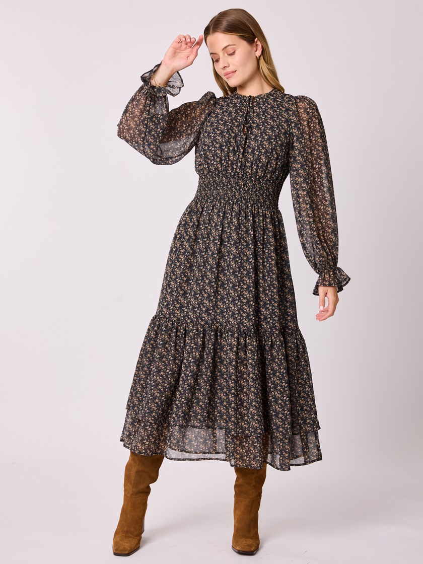 7512771 ID2 7512771_ID2-MELL-A25-Modell-Front_chn=vic_9678_Celine kjole ID2.jpg_Front||Front