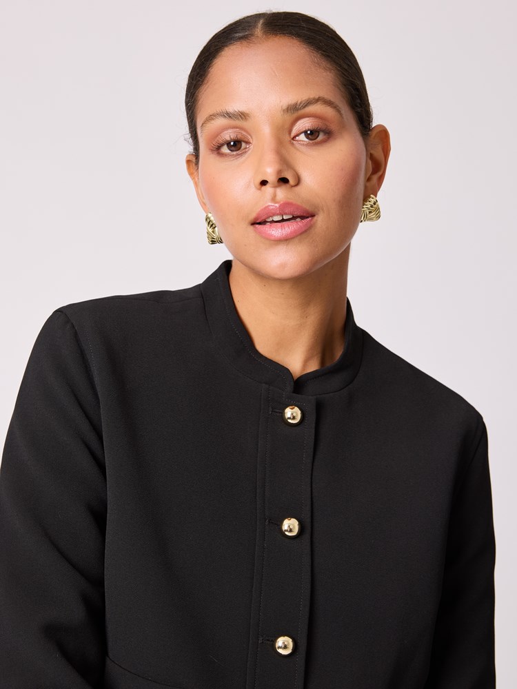 Beverly jakke 7512776_ID2-BLU-A25-Modell-Front_chn=vic_8499_Beverly jakke ID2.jpg_Front||Front