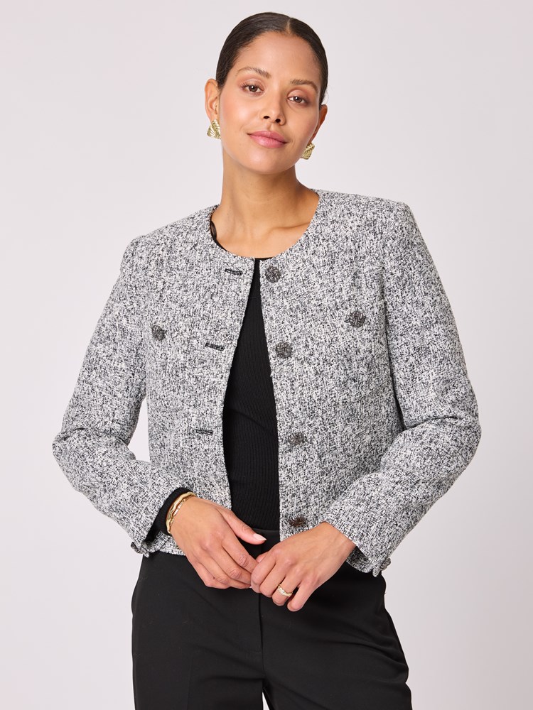 Milly jakke 7512794_ID2-BLU-A25-Modell-Front_chn=vic_6573_Milly jakke ID2.jpg_Front||Front