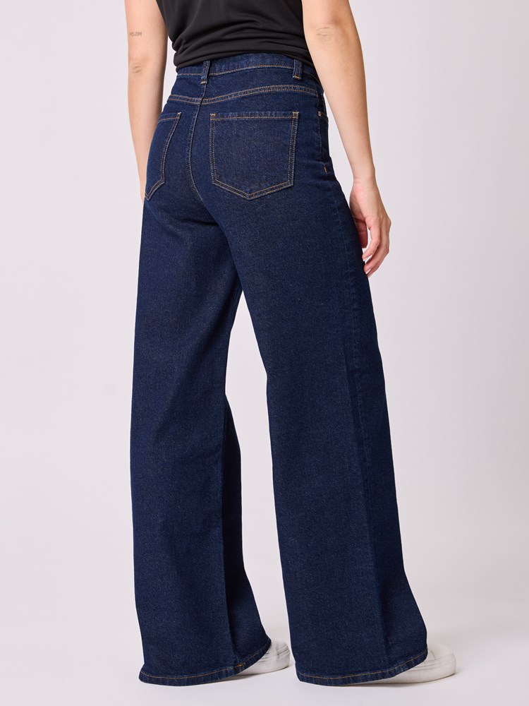 Estelle wide jeans 7512867_EHJ-MCDO-A25-FRONT _Estelle wide jeans EHJ 7512867.jpg_Front||Front