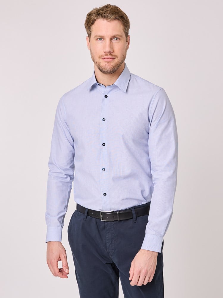 Fleming stripet skjorte 7512908_EM4-VESB-A25-Modell-Front_chn=vic_76_Fleming stripet skjorte EM4.jpg_Front||Front