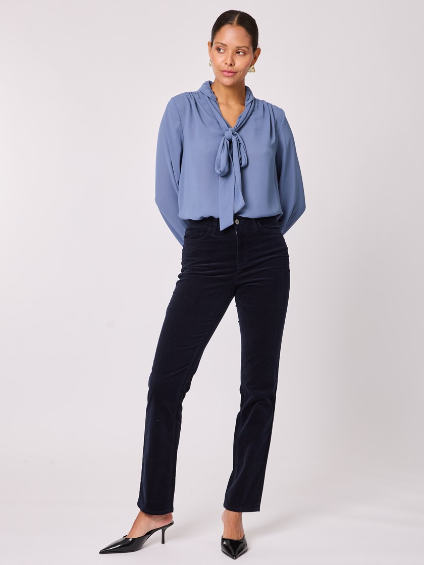 7512996 I7G 7512996_I7G-BLU-A25-Modell-Front_chn=vic_237_Kelly bluse I7G_Kelly bluse I7G 7512996.jpg_Front||Front