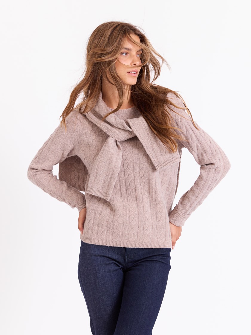 7513000 AEI 7513000_AEI_Jean Paul_Alix Genser_W25 (7)_Alix genser AEI_Alix genser AEI 7513000.jpg_