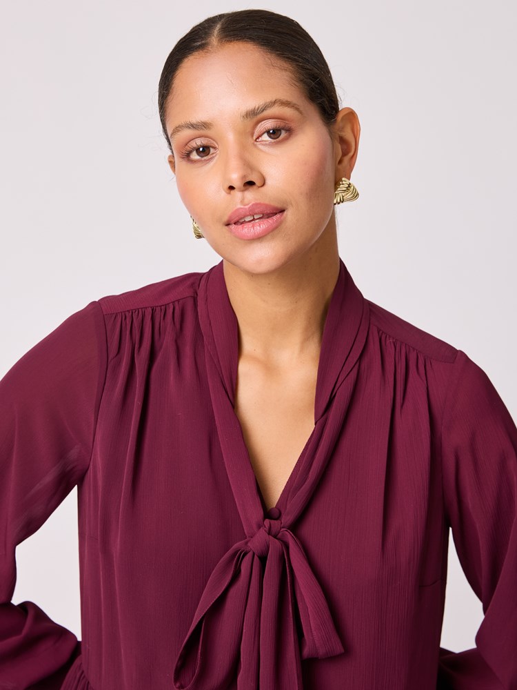 Kelly kjole 7513010_AJX-BLU-A25-Modell-Front_chn=vic_6927_Kelly kjole AJX_Kelly kjole AJX 7513010.jpg_Front||Front