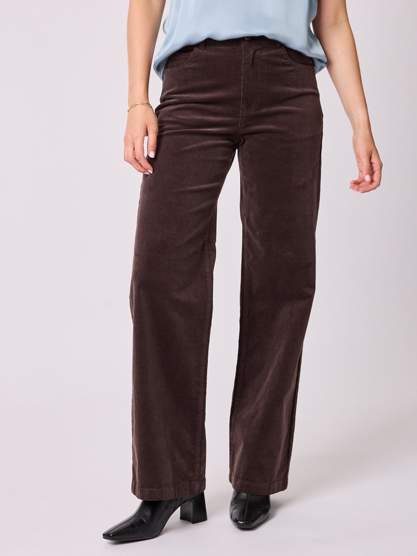 7513026 AIE 7513026_AIE-MELL-A25-Modell-Front_chn=vic_4418_Wilma cord bukse AIE_Wilma cord bukse AIE 7513026.jpg_Front||Front