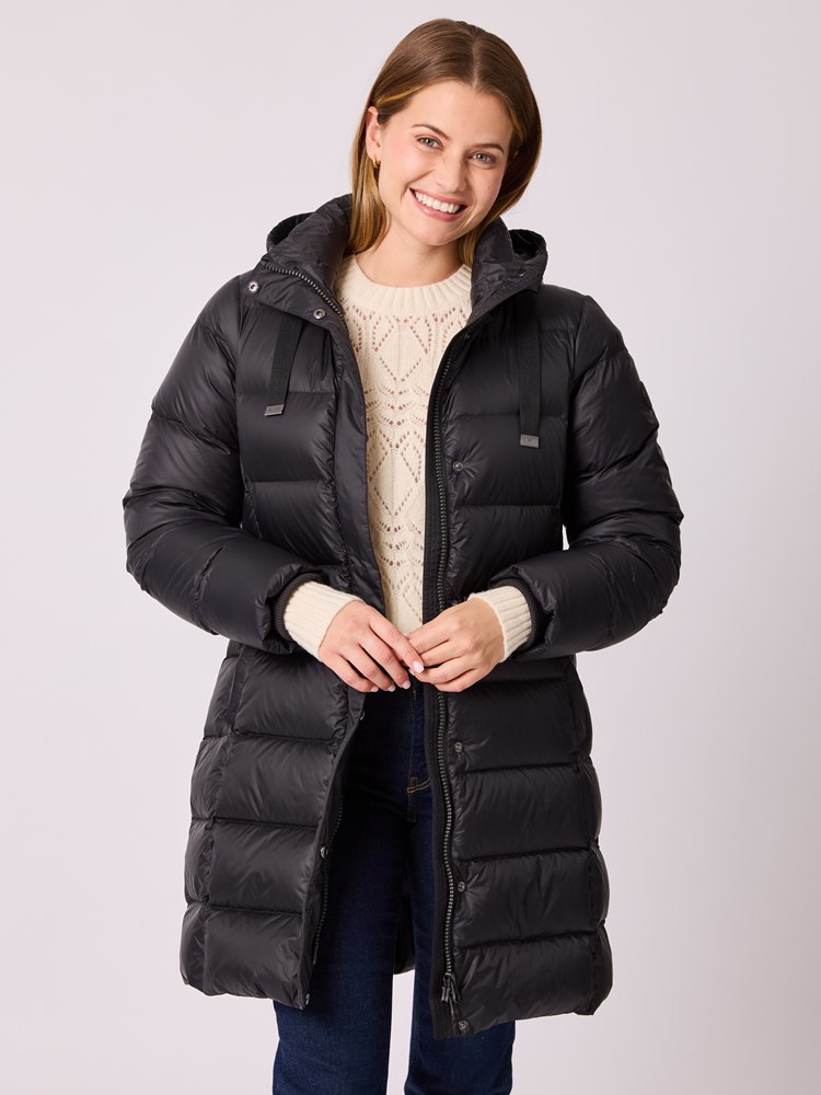 Rebecca dunkåpe 7513112_ID2-MELL-A25-Modell-Front_chn=vic_1532_Rebecca dunkåpe ID2.jpg_Front||Front