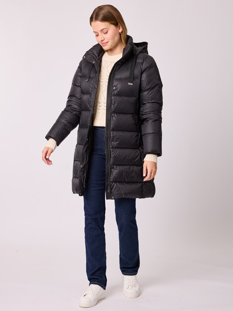 Rebecca dunkåpe 7513112_ID2-MELL-A25-Modell-Front_chn=vic_8014_Rebecca dunkåpe ID2.jpg_Front||Front