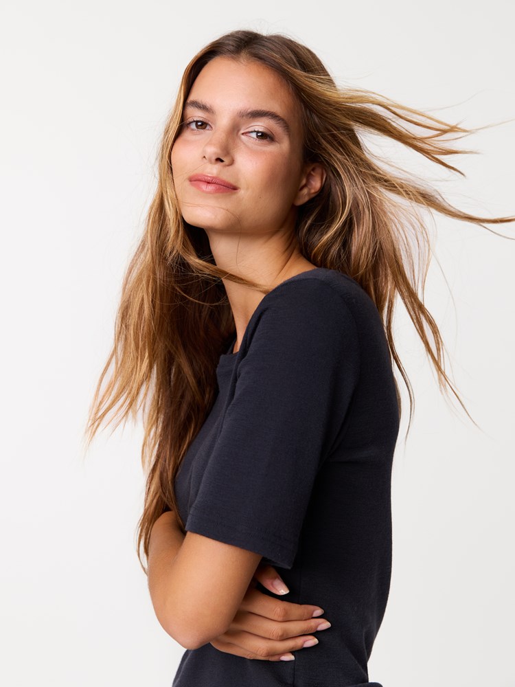 Vana topp 7513139_C25_Jean Paul_Vana Topp_W25 (2).jpg_