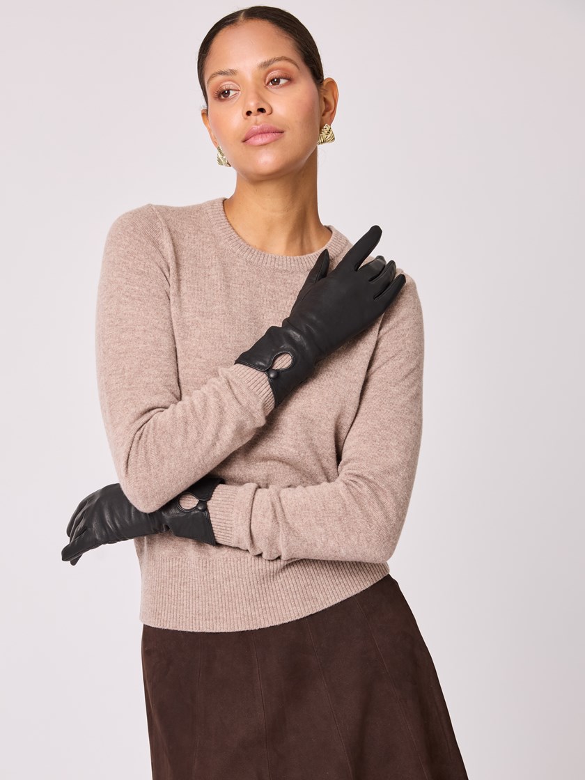7513167 ID2 7513167_ID2-BLU-A25-Modell-Front_chn=vic_2022_Philippa skinnhanske ID2.jpg_Front||Front