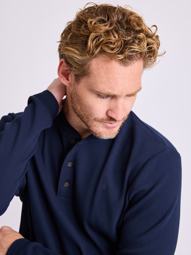 Ves grandad 7513185_EM6-VESB-W25-details_chn=vic_9151_Ves grandad EM6.jpg_