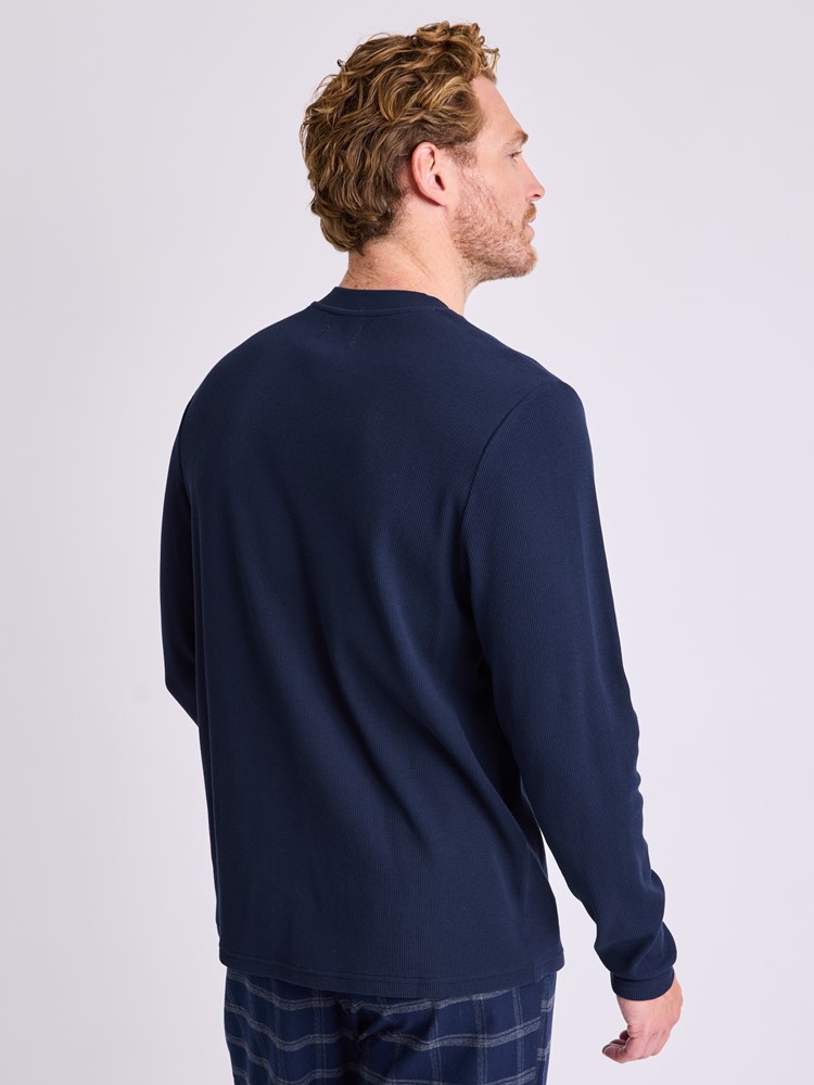 Ves grandad 7513185_EM6-VESB-W25-Modell-Back_chn=vic_4479_Ves grandad EM6.jpg_Back||Back