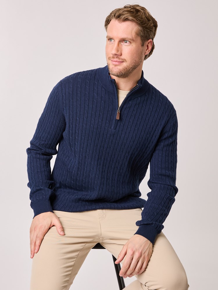 Easton kabel zip neck 7513209_EM6-VESB-A25-Modell-Front_chn=vic_8751_Easton kabel zip neck EM6.jpg_Front||Front