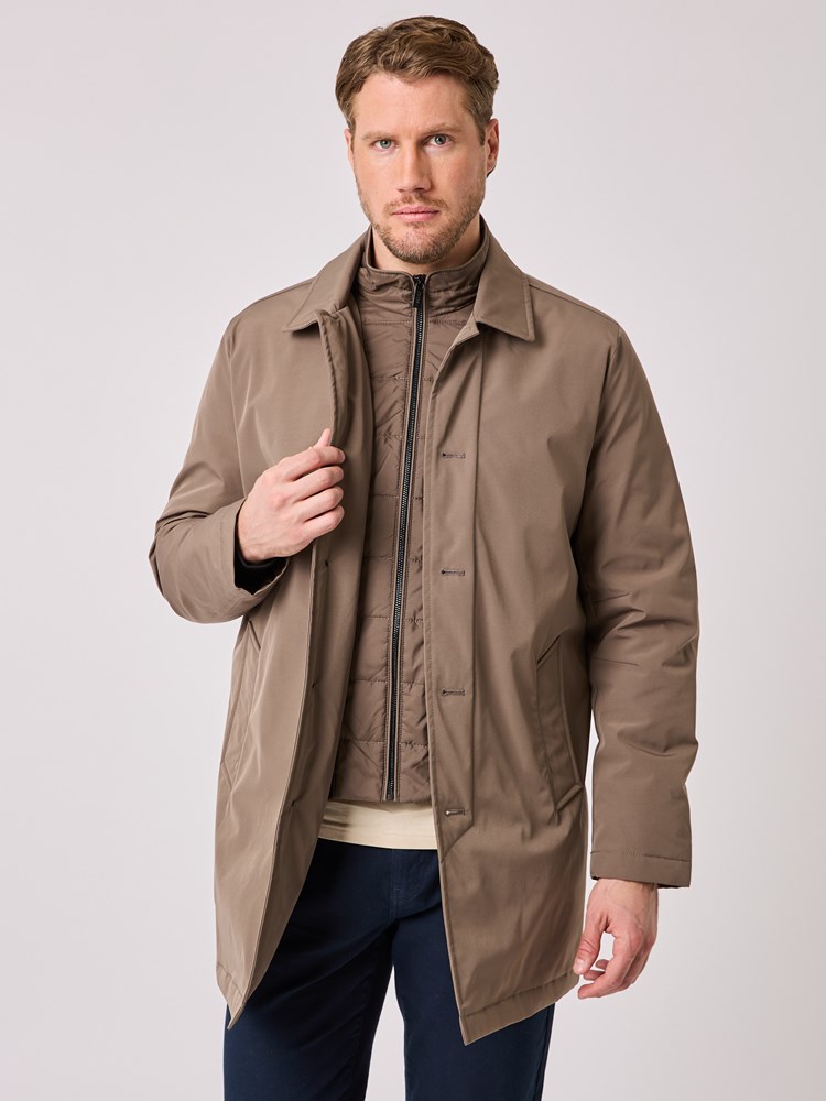 Royal frakk 7513256_I7U-VESB-A25-Modell-Front_chn=vic_1101_Royal frakk I7U_Royal frakk I7U 7513256.jpg_Front||Front