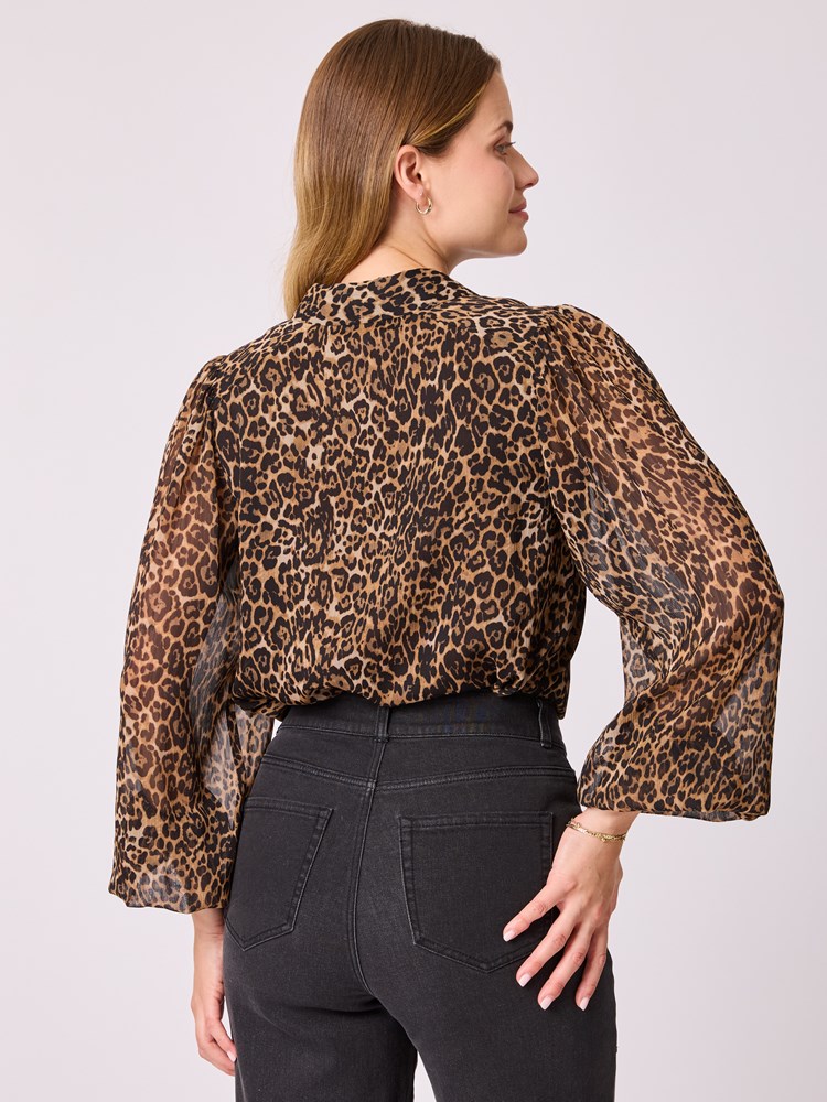 Brielle chiffon bluse 7513293_AIJ-MELL-A25-Modell-Front_chn=vic_2288_Brielle chiffon bluse AIJ.jpg_Front||Front