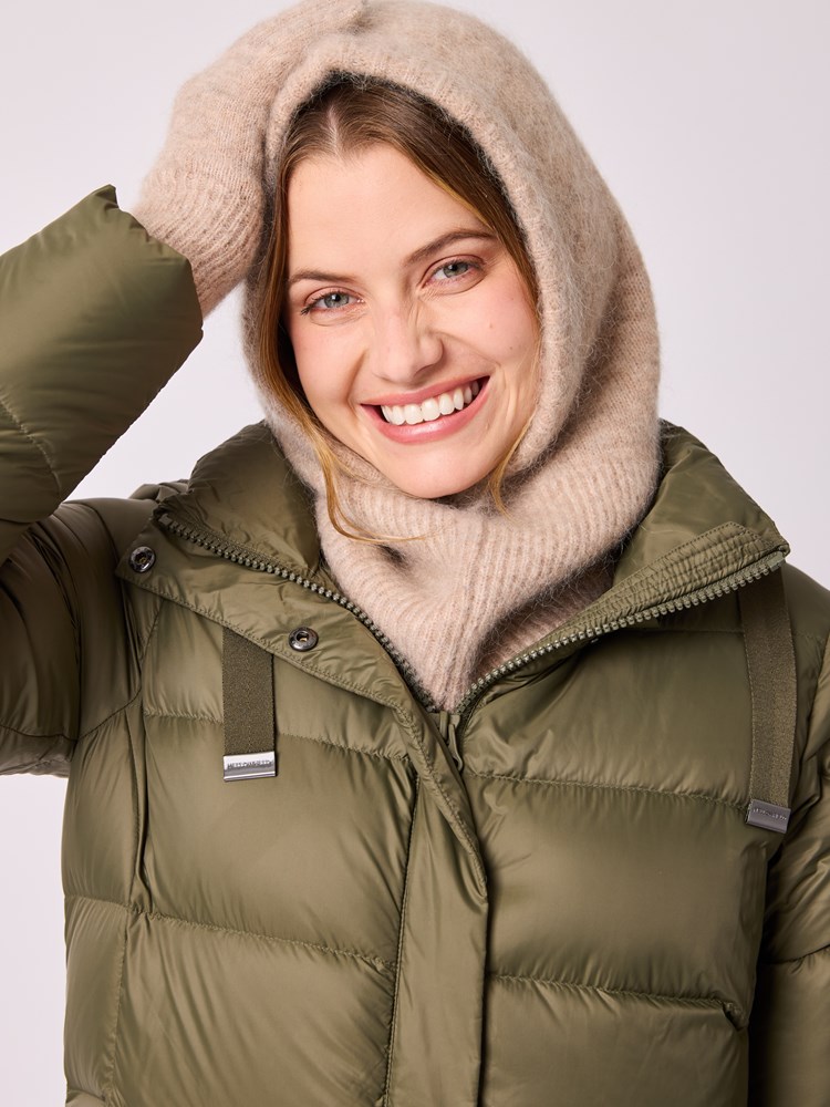 Mari balaklava 7513379_S76-MELL-A25-Modell-Front_chn=vic_1886.jpg_Front||Front