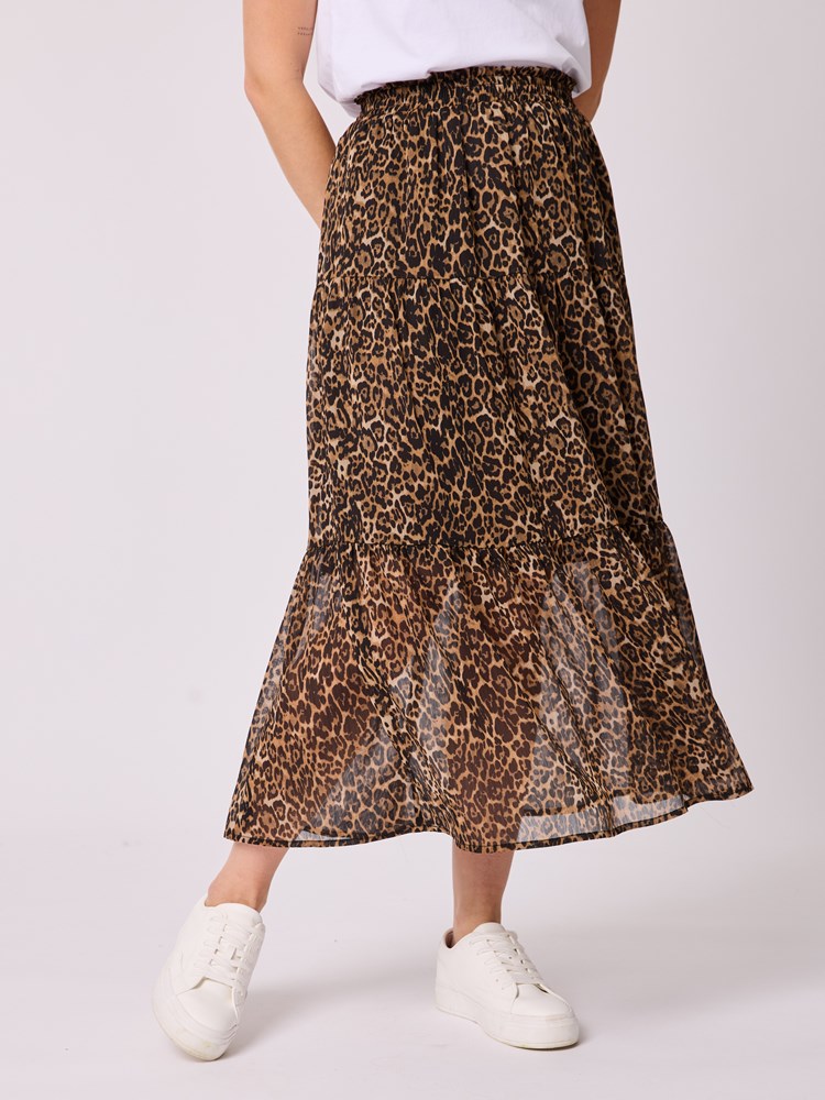 Brielle maxi skjørt 7513413_AIJ-MELL-A25-Modell-Front_chn=vic_4511_Brielle maxi skjørt AIJ.jpg_Front||Front