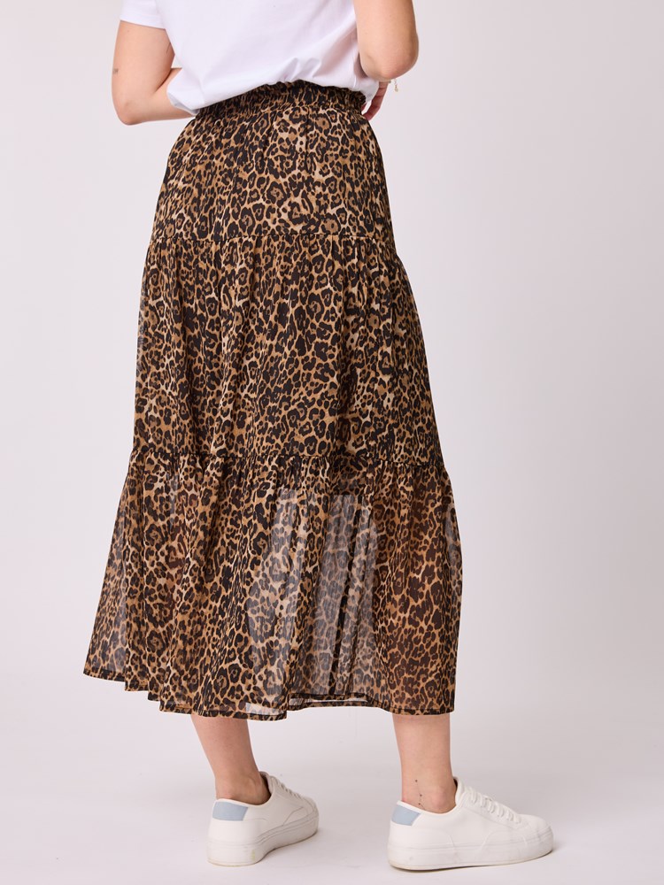 Brielle maxi skjørt 7513413_AIJ-MELL-A25-Modell-Front_chn=vic_9077_Brielle maxi skjørt AIJ.jpg_Front||Front