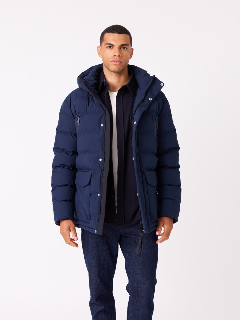 7513440 EM6 7513440_EM6-JEANPAUL-A25-Modell-Front_7984_Grant jakke EM6.jpg_Front||Front