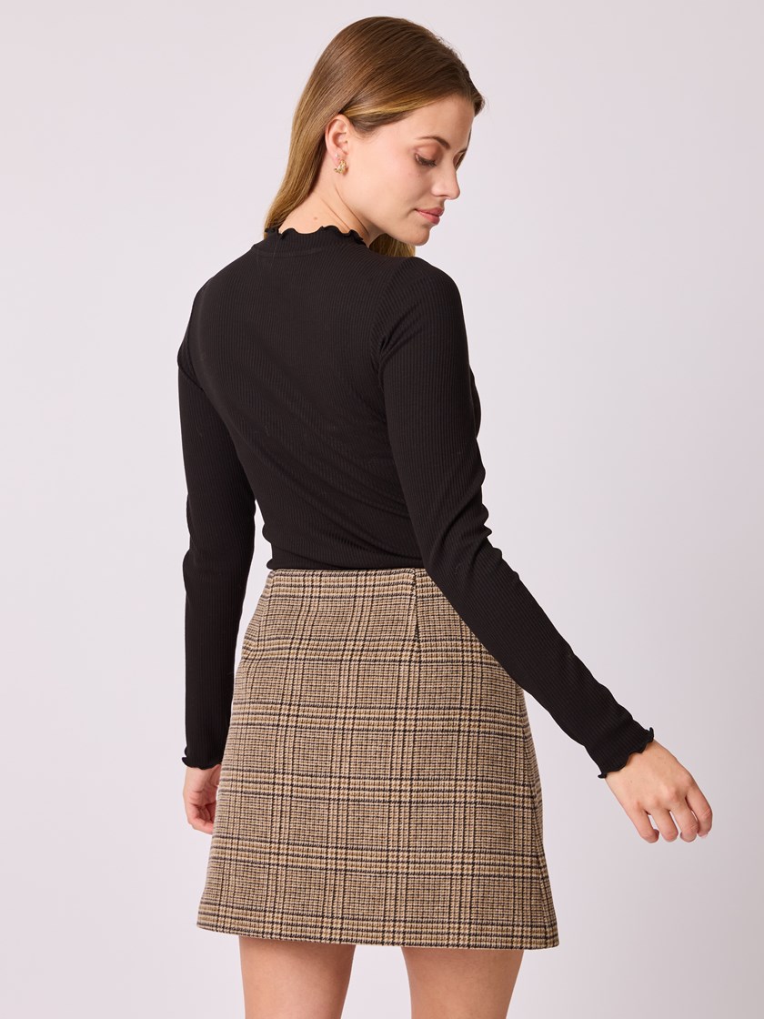 7513486 ID2 7513486_ID2-MELL-A25-Modell-Front_chn=vic_6175_Juniper topp ID2.jpg_Front||Front