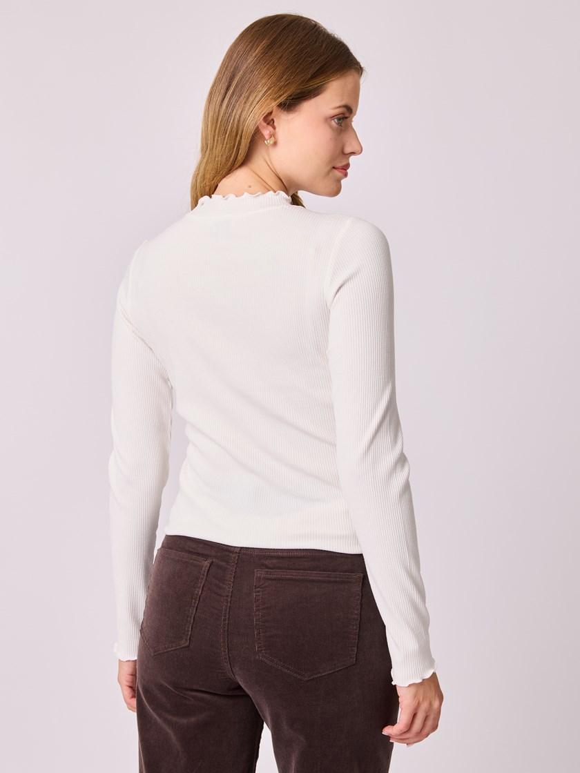 7513486 O79 7513486_O79-MELL-A25-Modell-Front_chn=vic_8572_Juniper topp O79.jpg_Front||Front
