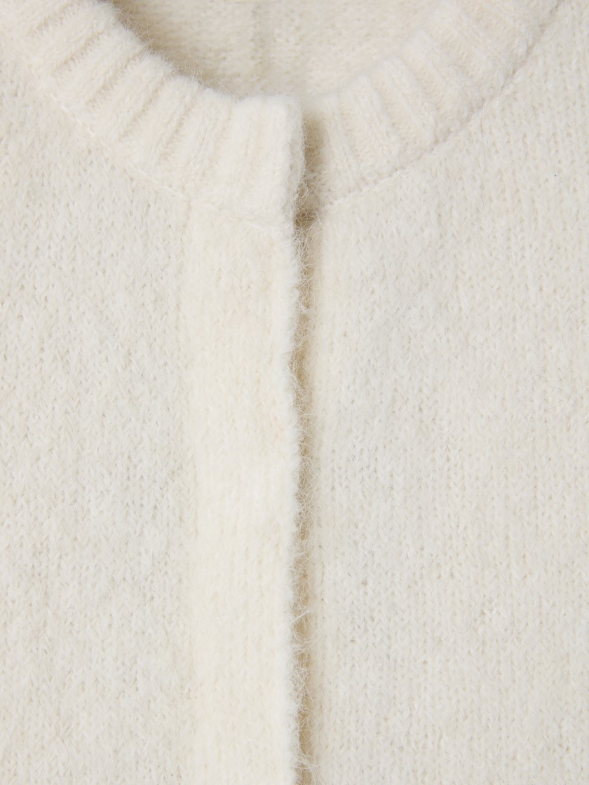 7513508 O79 7513508_O79-DONNA-W25-Front_9478_Noelle cardigan O79_Noelle cardigan O79 7513508.jpg_Front||Front