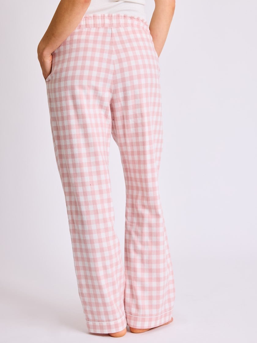 7513518 MLG 7513518_MLG-MELL-W25-Modell-Front_chn=vic_3012_July pysjamasbukse MLG.jpg_Front||Front