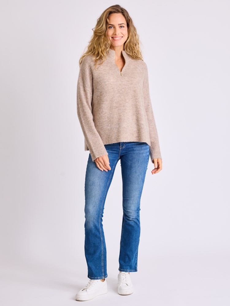 Bianca zip-genser 7513555_R51-MELL-W25-Modell-Front_chn=vic_6975_Bianca zip-genser R51.jpg_Front