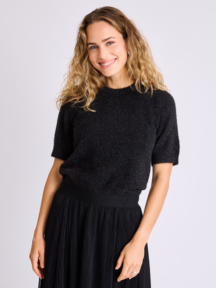 Elise lurex genser 7513573_ID2-MELL-W25-Modell-Front_chn=vic_6669_Elise lurex genser ID2.jpg_Front