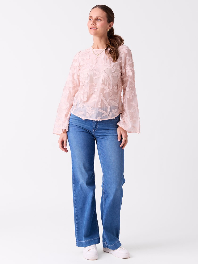 7513699 MGR 7513699_MGR-DONNA-S26-Modell-Front_chn=vic_7759_Isadora bluse MGR_Isadora bluse MGR 7513699.jpg_