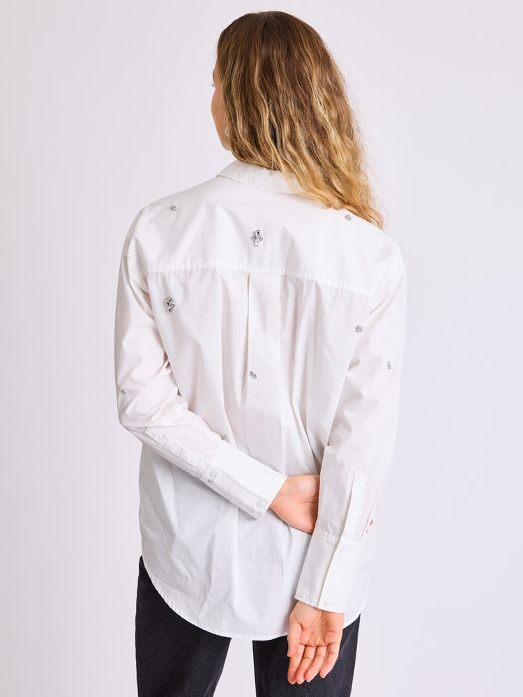 Capucine skjorte 7513728_O68-MELL-W25-Modell-Front_chn=vic_8414_Capucine skjorte O68.jpg_Front||Front