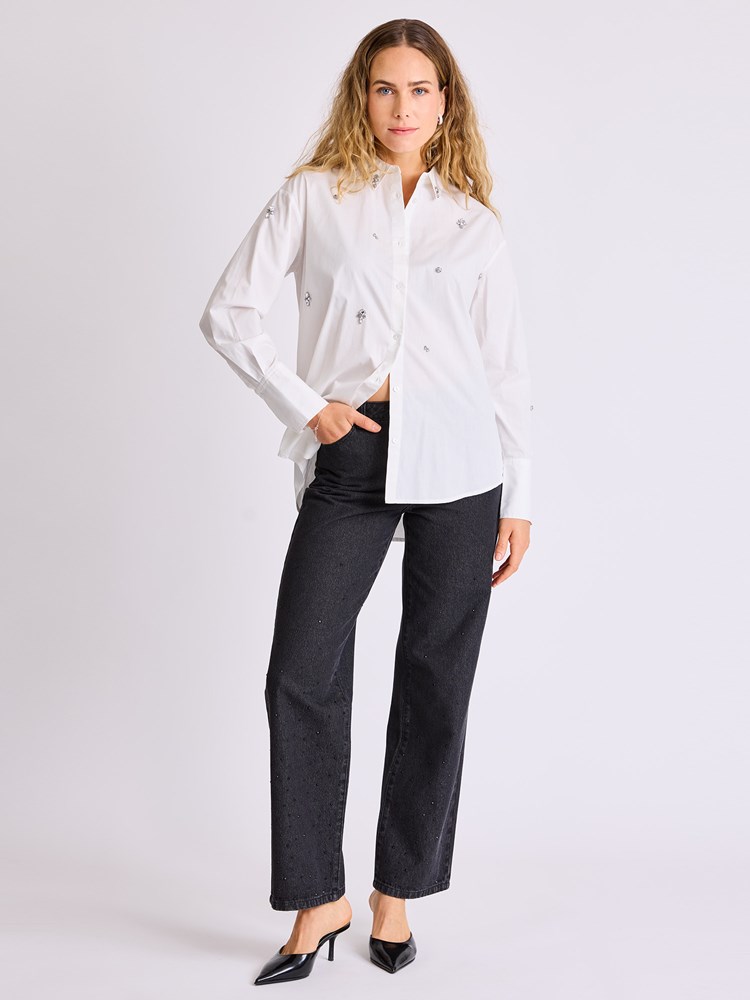 Capucine skjorte 7513728_O68-MELL-W25-Modell-Front_chn=vic_8601_Capucine skjorte O68.jpg_Front||Front