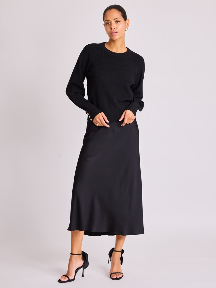 Quinn genser 7513750_ID2-BLU-W25-Modell-Front_chn=vic_6509_Quinn genser ID2.jpg_Front||Front