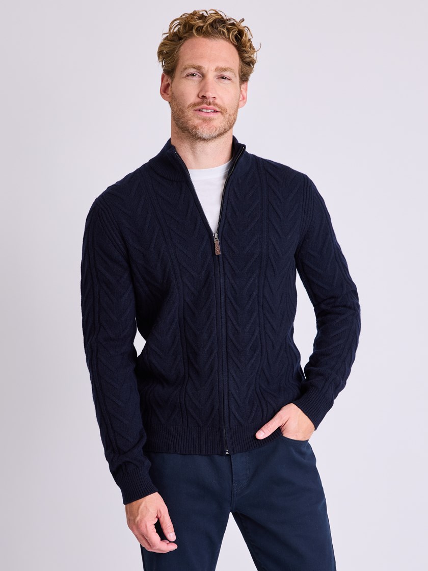 7513755 EM6 7513755_EM6-VESB-W25-Modell-Front_chn=vic_3915_Soren cardigan EM6.jpg_Front