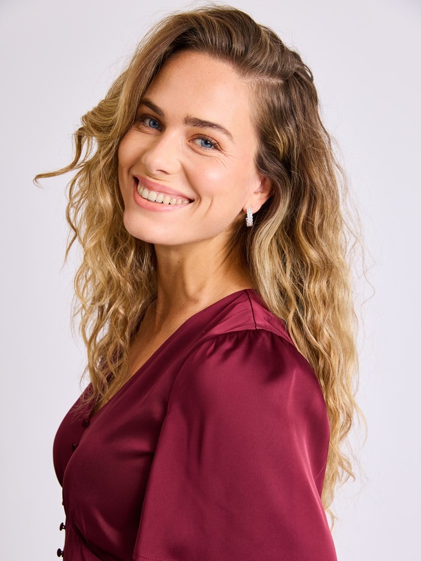 7513844 MWH 7513844_MWH-MELL-W25-Modell-Front_chn=vic_3553_Evita kjole MWH.jpg_Front||Front