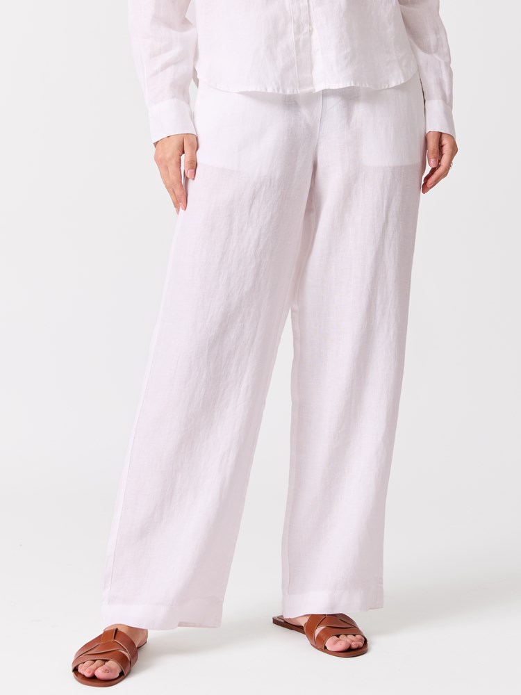 Tula linbukse 7513929_O68-BLU-H26-Modell-Front_chn=vic_8086_Tula linbukse O68.jpg_Front||Front