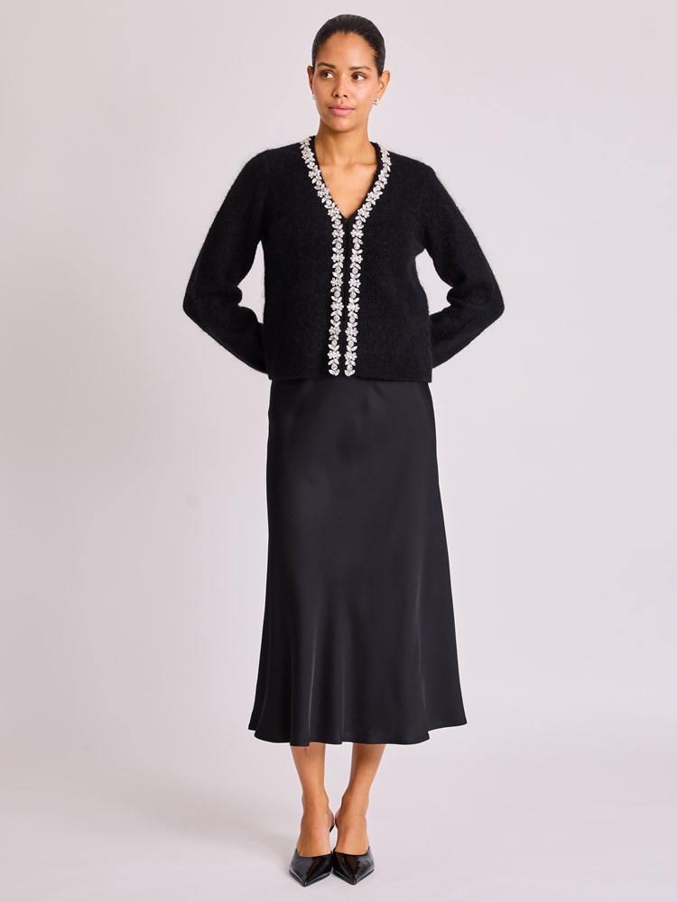 Cassandra cardigan 7513962_ID2-BLU-W25-Modell-Front_chn=vic_8395_Cassandra cardigan ID2.jpg_Front||Front