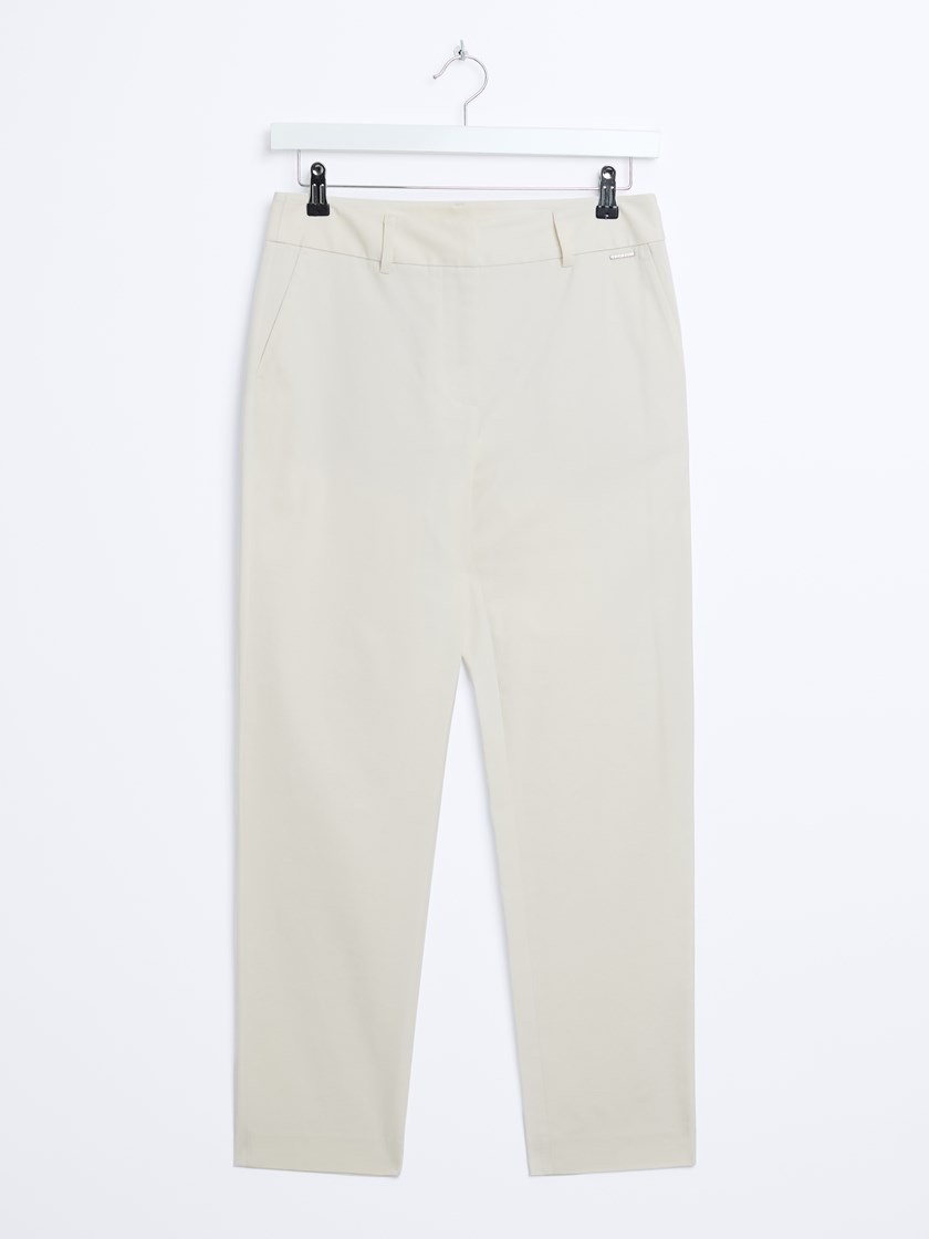 7514098 O79 7514098_O79-JEANPAUL-S26-Front_6892_Caroline chino_Caroline chino O79_Caroline chino O79 7514098.jpg_Front||Front