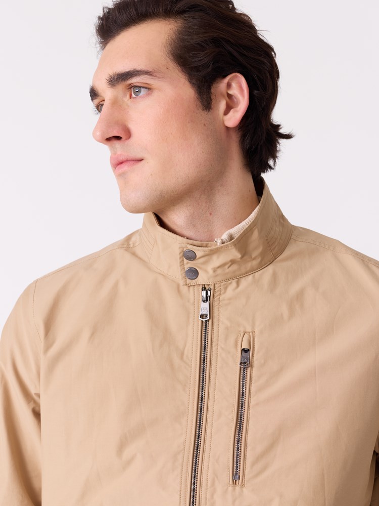 Rupert jakke 7514115_AM7-JEANPAUL-S26-Modell-Front_9957_Rupert jakke AM7.jpg_Front||Front