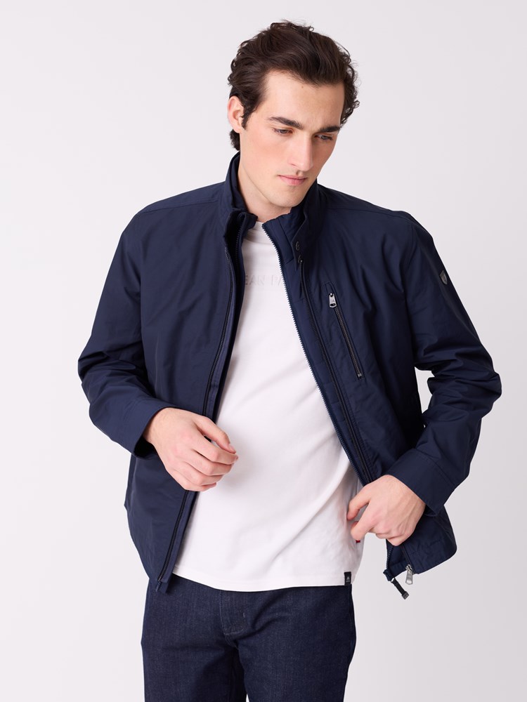 Rupert jakke 7514115_EM6-JEANPAUL-S26-Modell-Front_6574.jpg_Front||Front