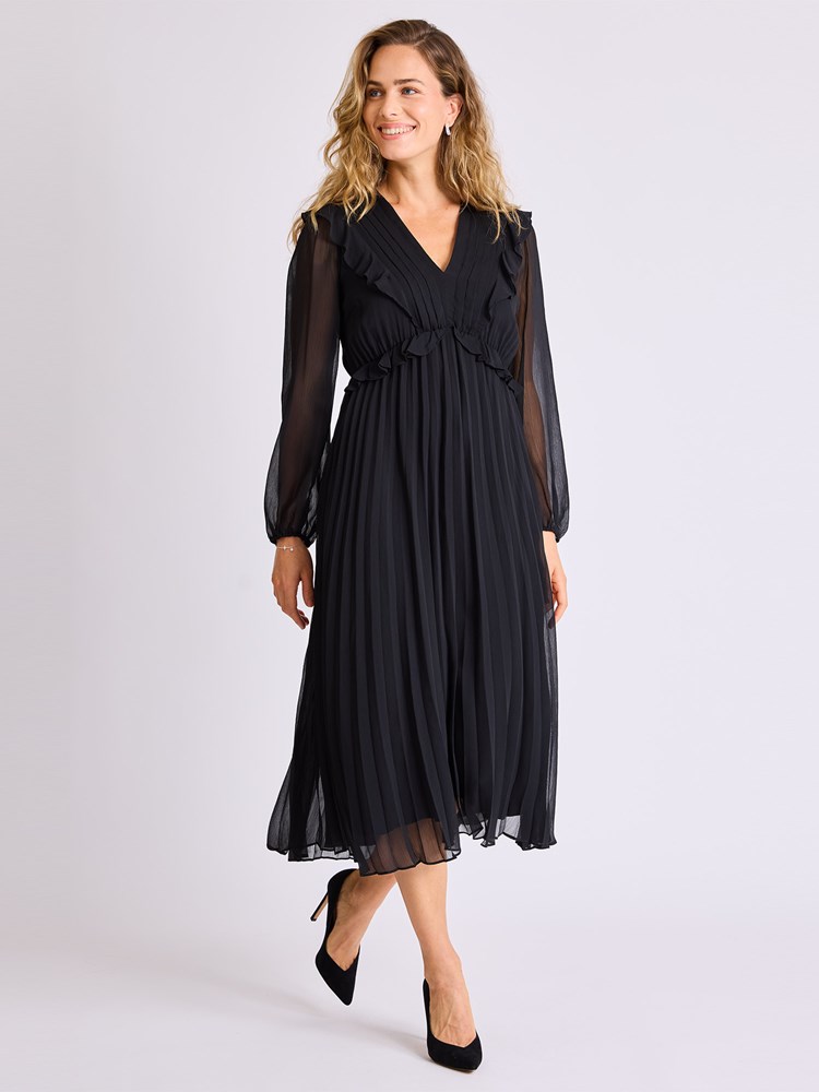 Frida kjole 7514122_ID2-MELL-W25-Modell-Front_chn=vic_6964.jpg_Front||Front