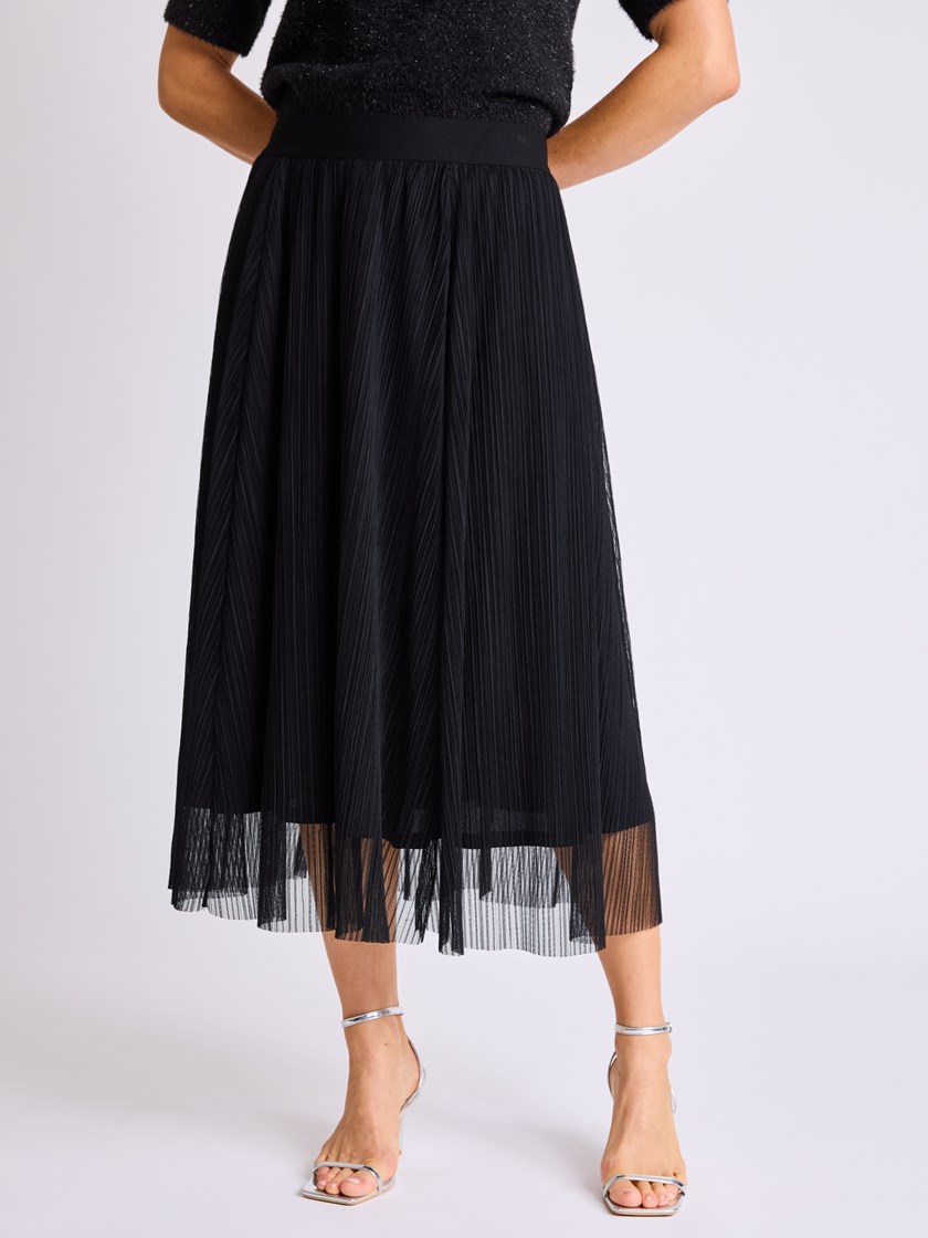 7514140 ID2 7514140_ID2-MELL-W25-Modell-Front_chn=vic_1955_Nadina skjørt ID2.jpg_Front||Front