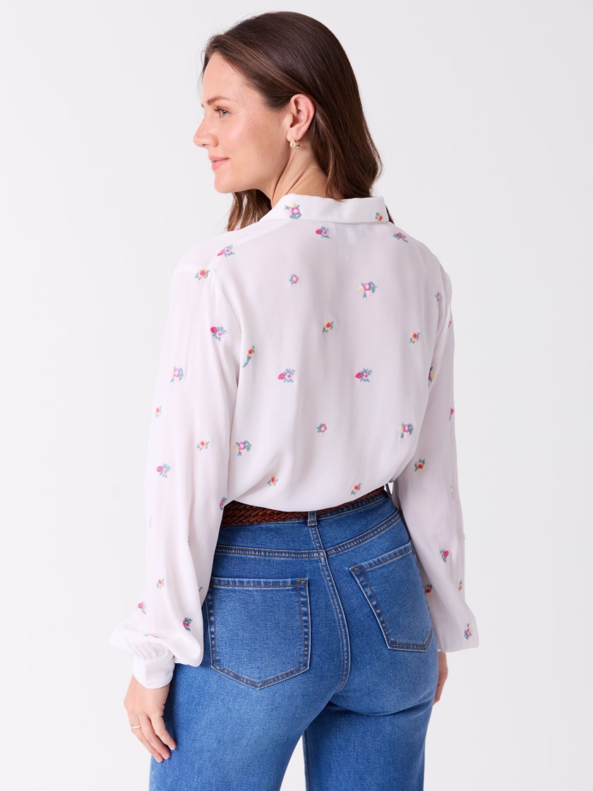 7514202 O79 7514202_O79-MELL-S26-Modell-Front_chn=vic_1437_Flora skjorte O79_Flora skjorte O79 7514202.jpg_Front||Front