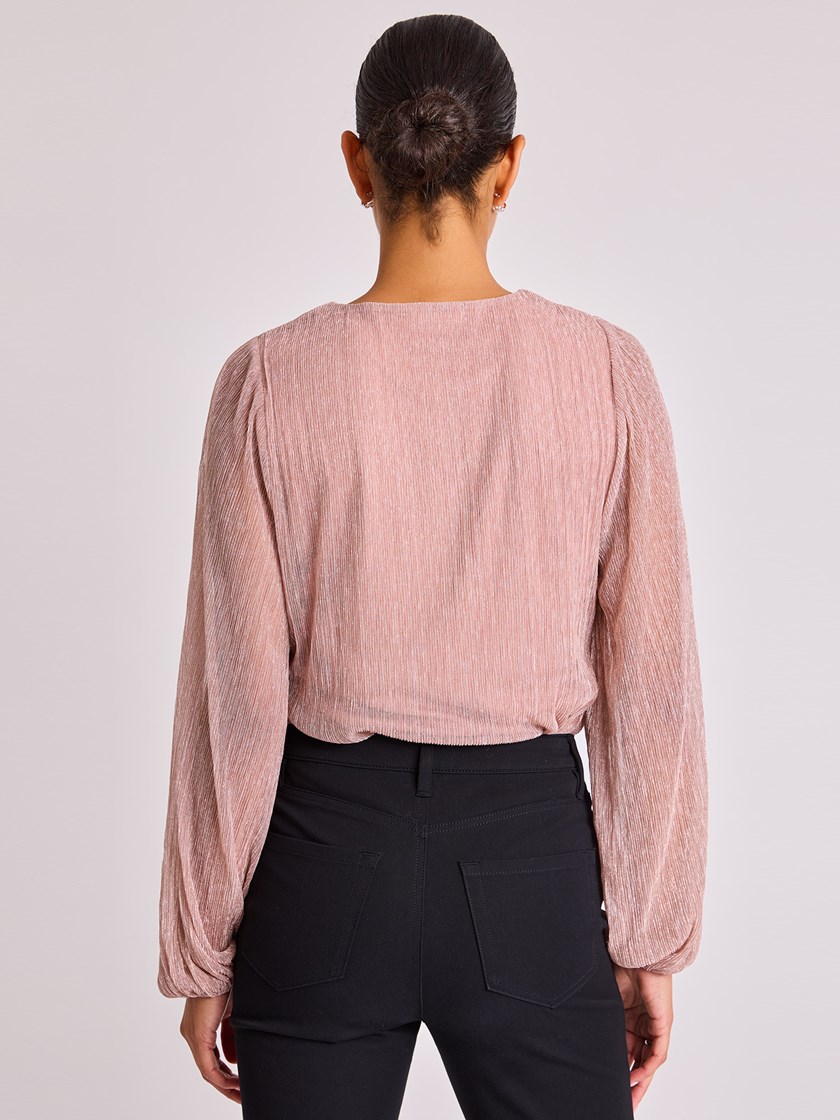 7514245 MGE 7514245_MGE-BLU-W25-Modell-Front_chn=vic_9832_Hazel bluse MGE.jpg_Front||Front