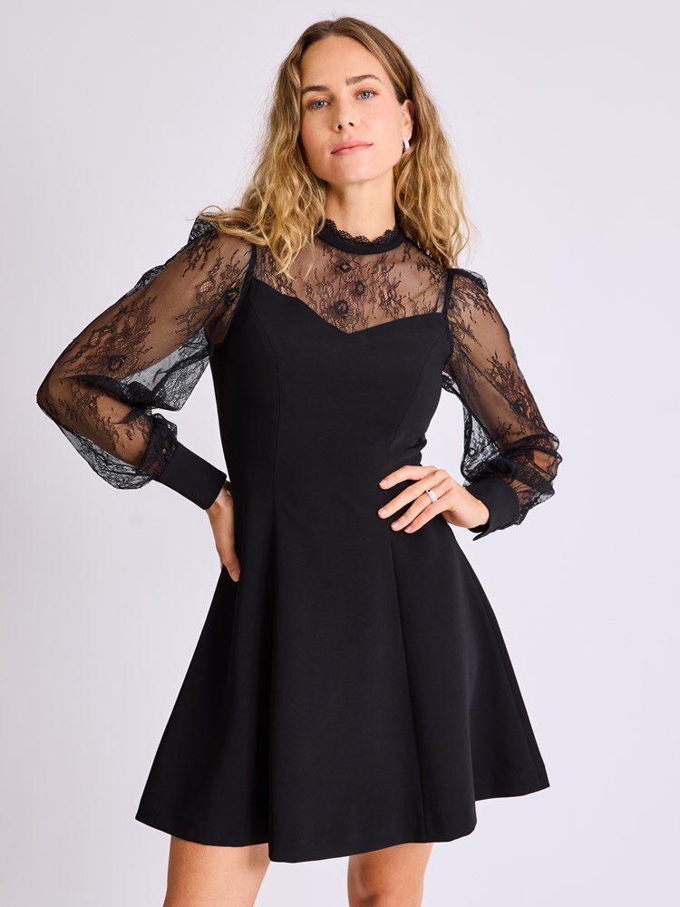 Tuva kjole 7514285_ID2-MELL-W25-Modell-Front_chn=vic_5518_Tuva kjole ID2 7514285.jpg_Front||Front