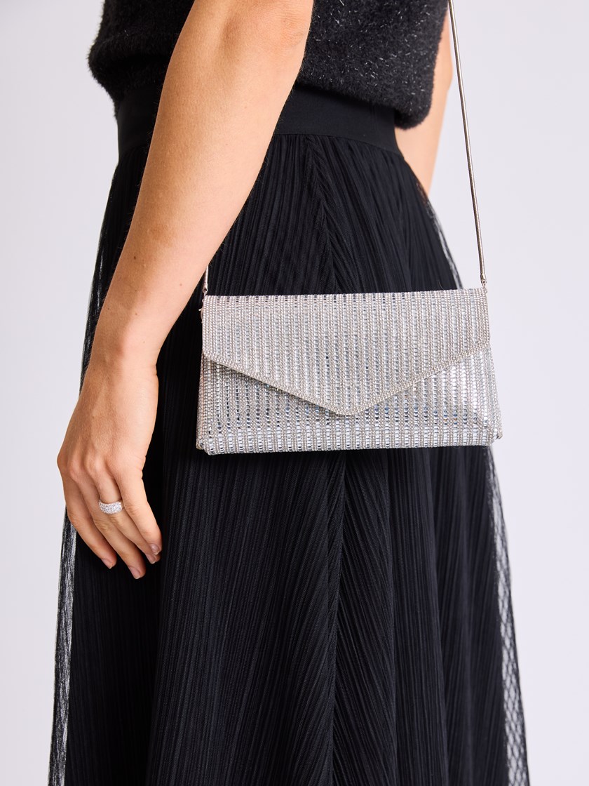 7514287 C38 7514287_C38-MELL-W25-Modell-Front_chn=vic_4518_Envelope veske C38.jpg_Front||Front